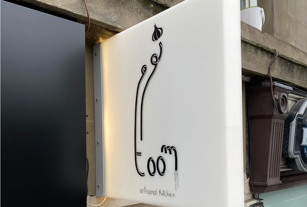 Projecting Signs Coatbridge, Sign makers Coatbridge, Signage Coatbridge, Glasgow, Edinburgh.